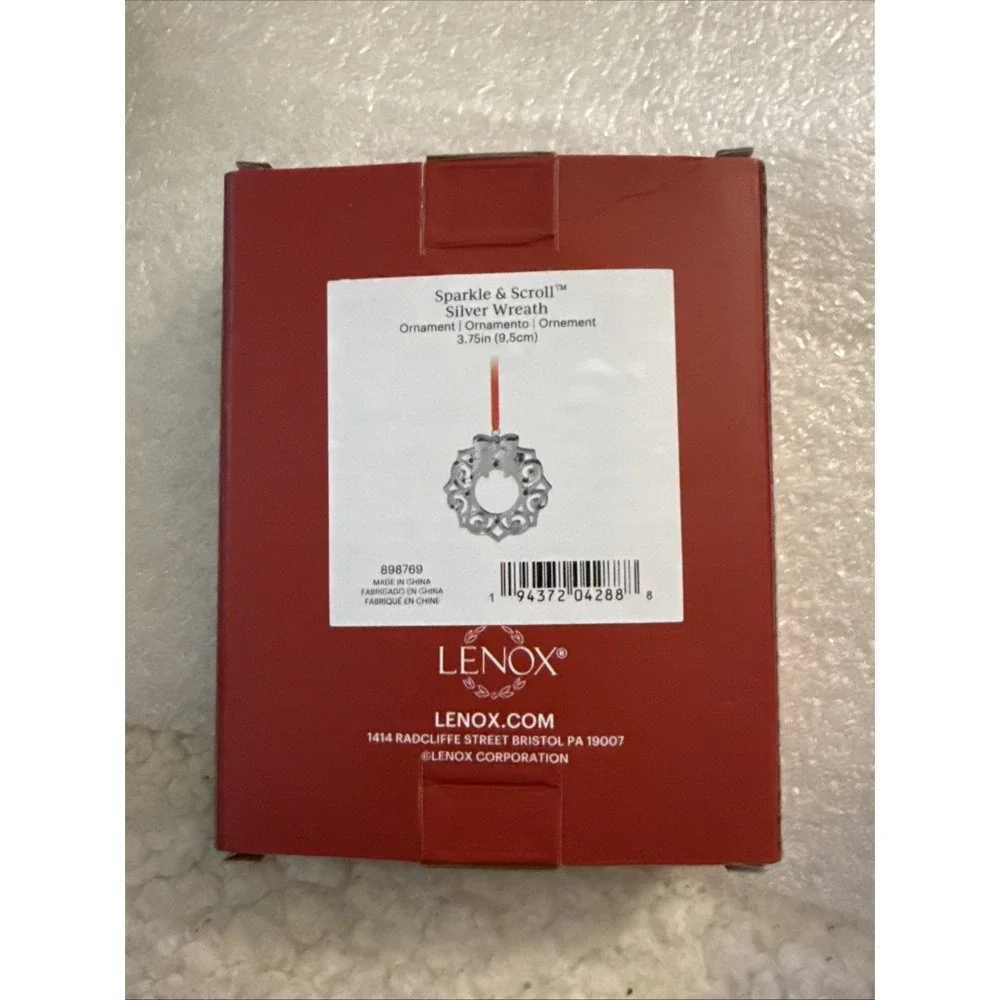 Lenox Sparkle and Scroll Wreath Christmas Ornament Pre Owned